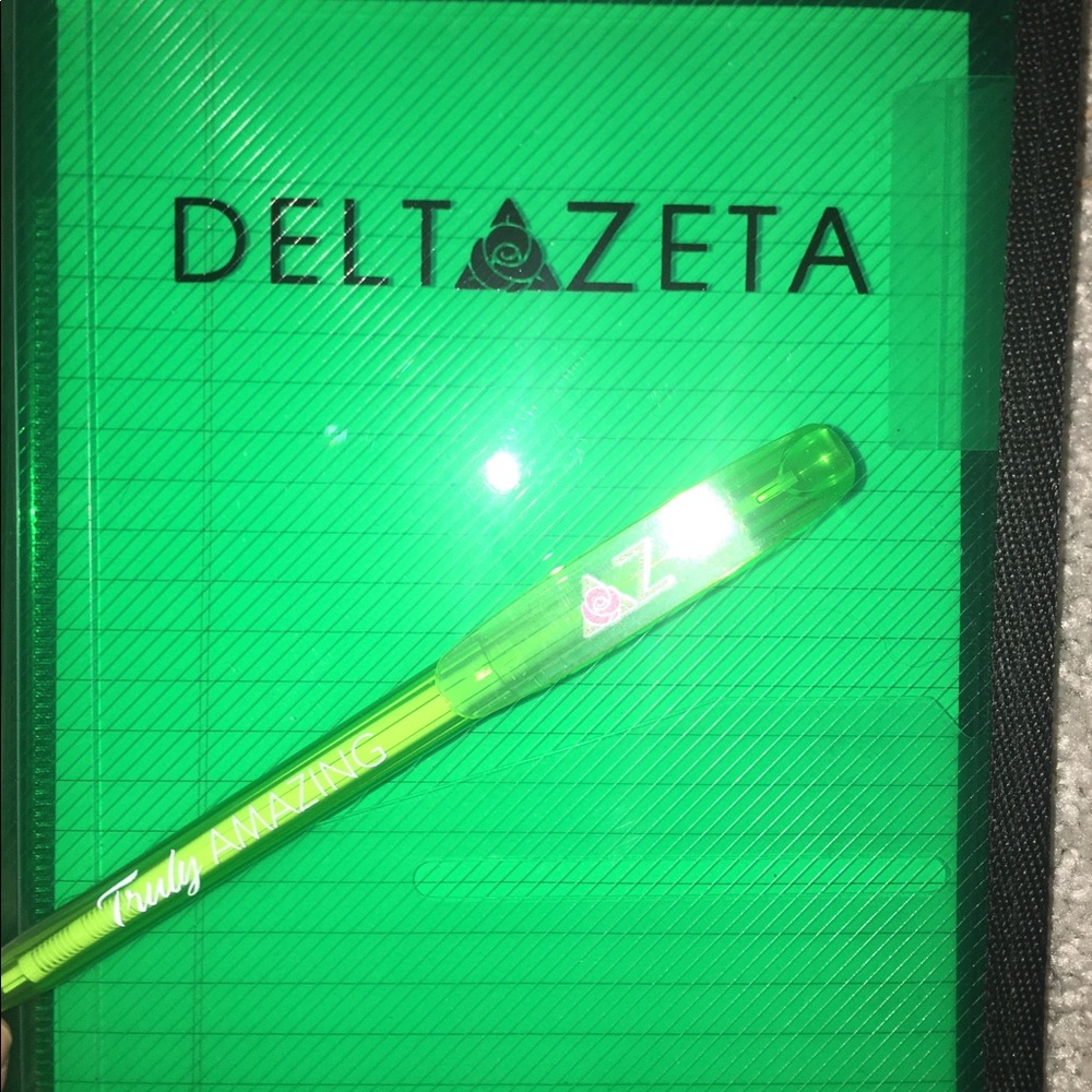 Delta Zeta bundle! - Picture 4 of 12